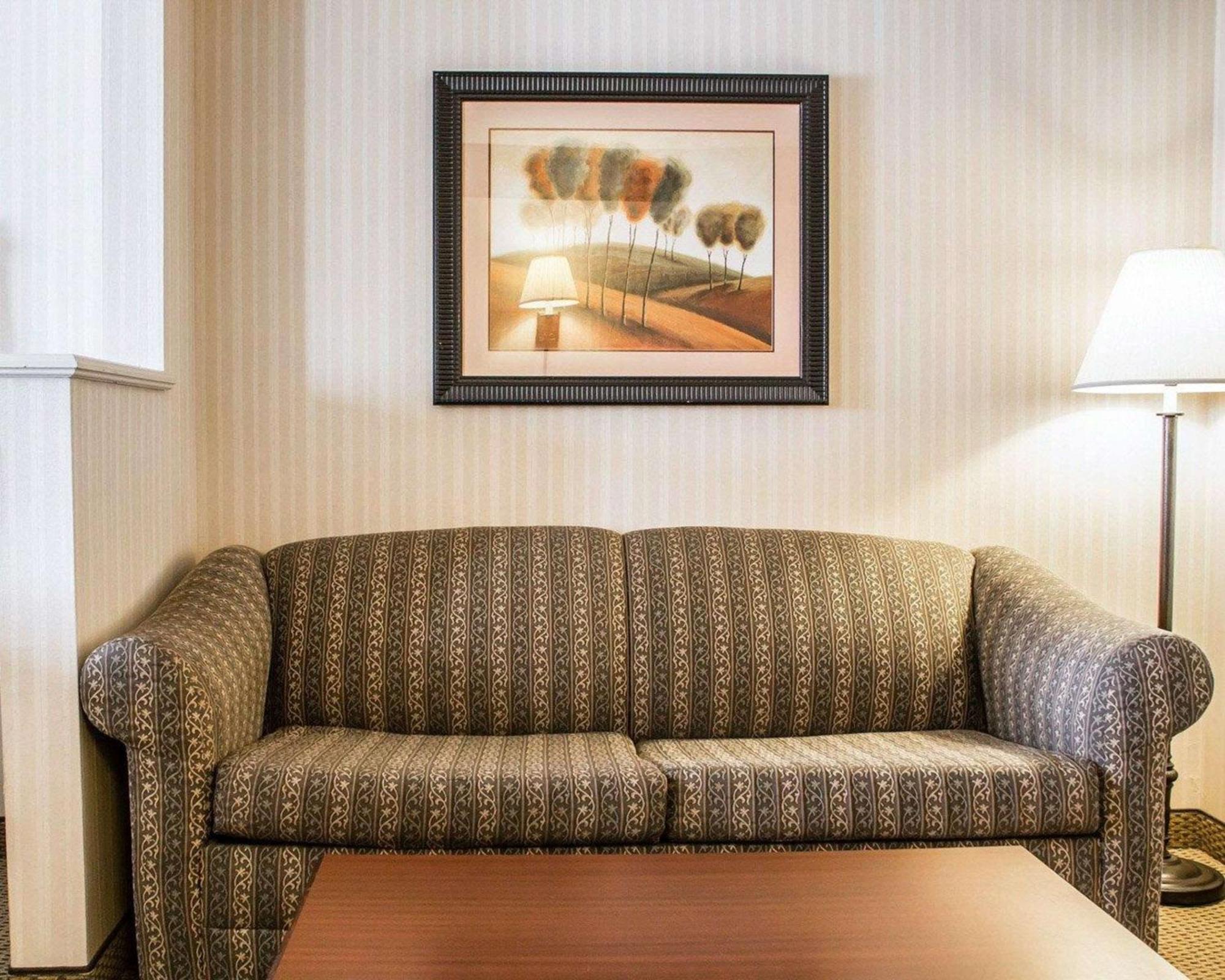 Comfort Suites Mcalester Bagian luar foto